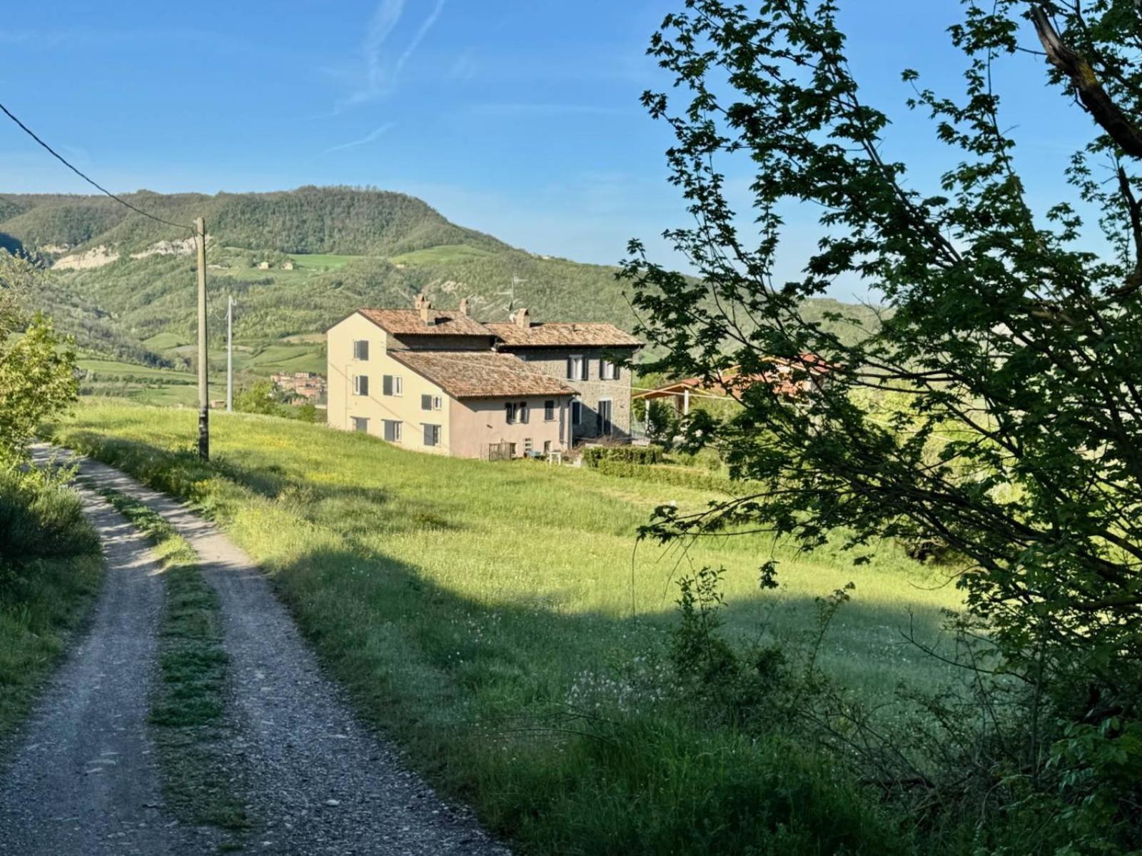 Oltrella Country House Ponte Nizza エクステリア 写真